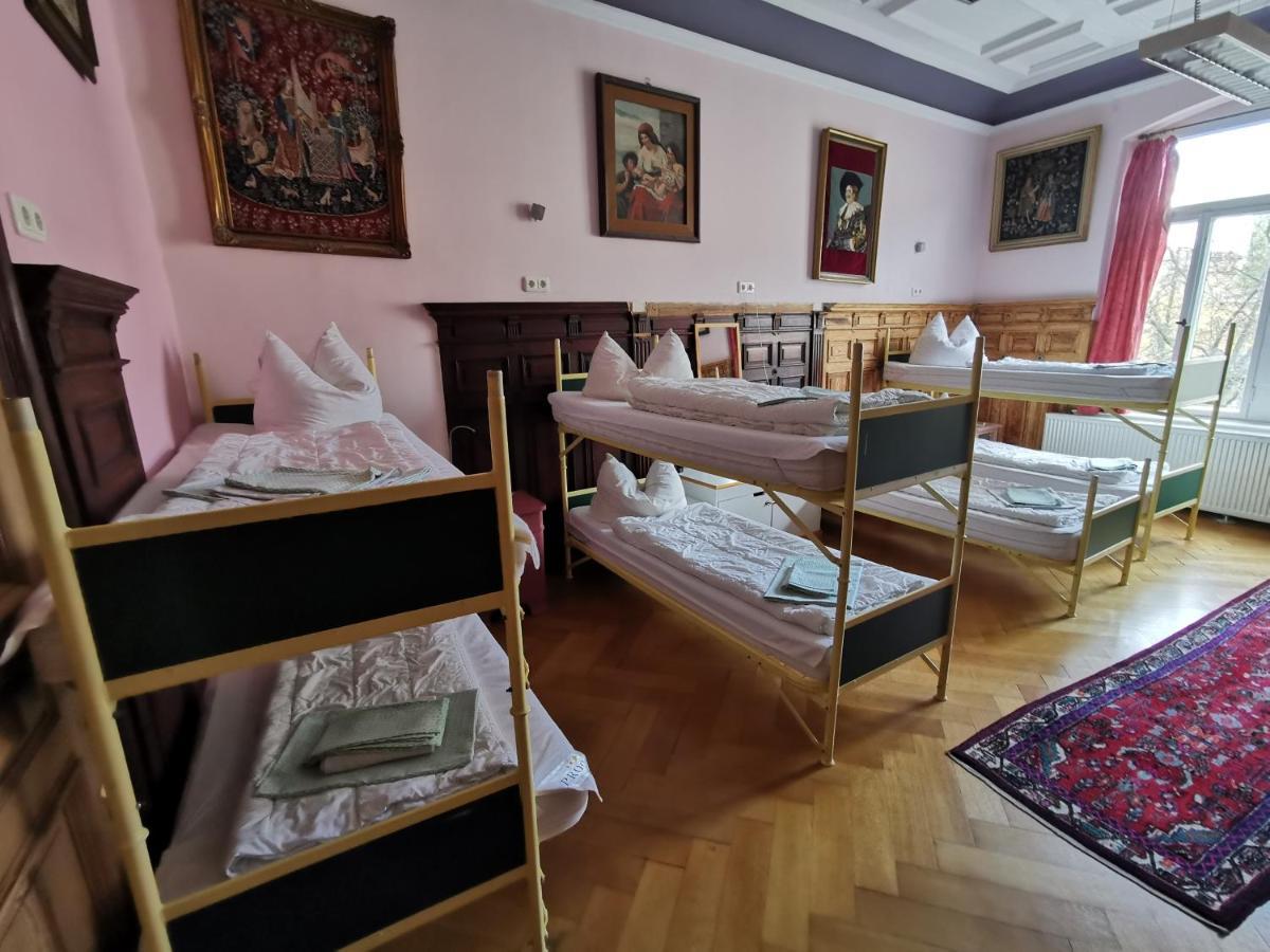 Hummel - Historische Stadtvilla Mit Garten Hostel *