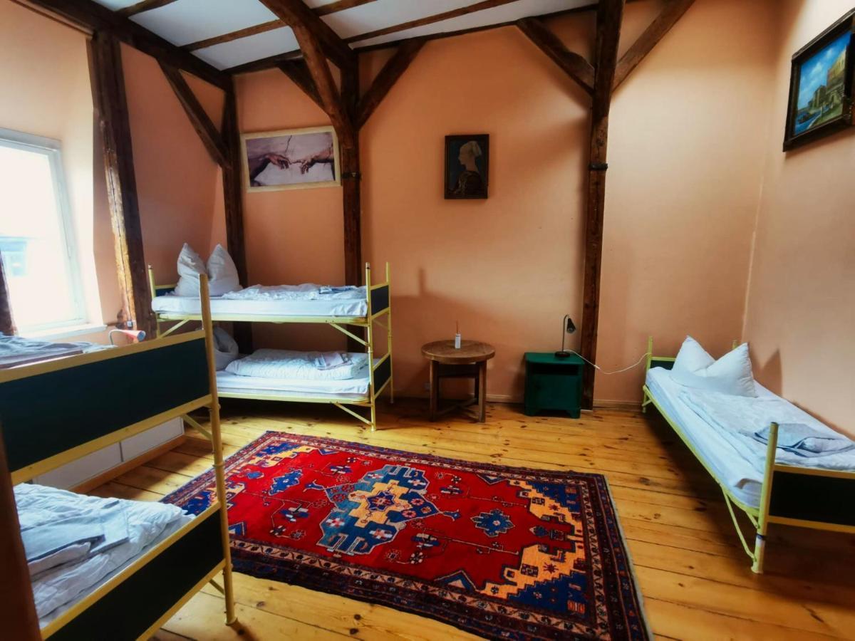 Hostel Hummel - Historische Stadtvilla Mit Garten